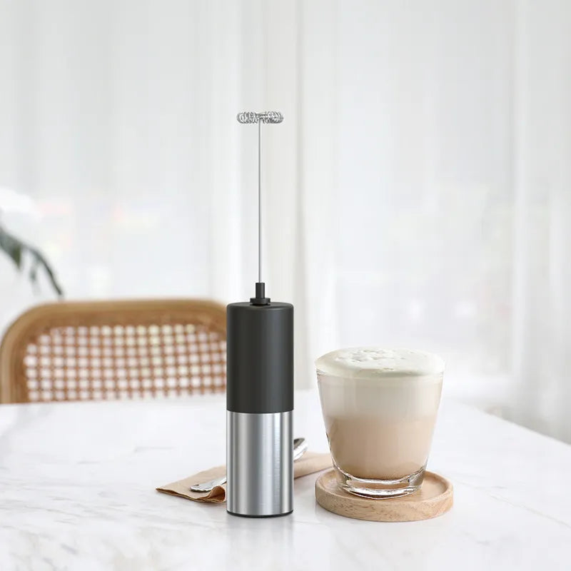 Espumador Eléctrico de Leche